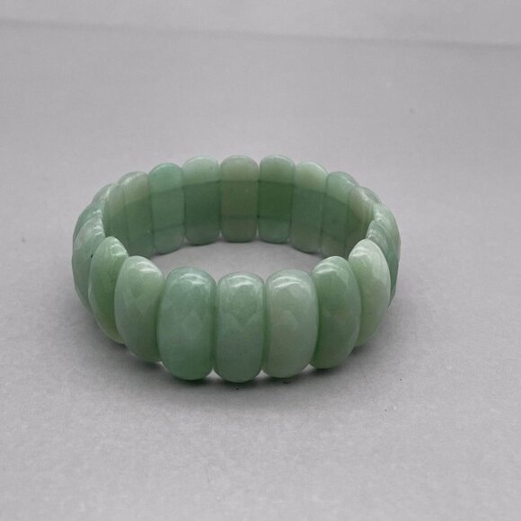 Faceted Green Aventurine Stone Stretchy Cuff Bracelet - Picture 2 of 11